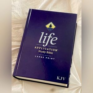 NKJ large print Hard cover Bible study